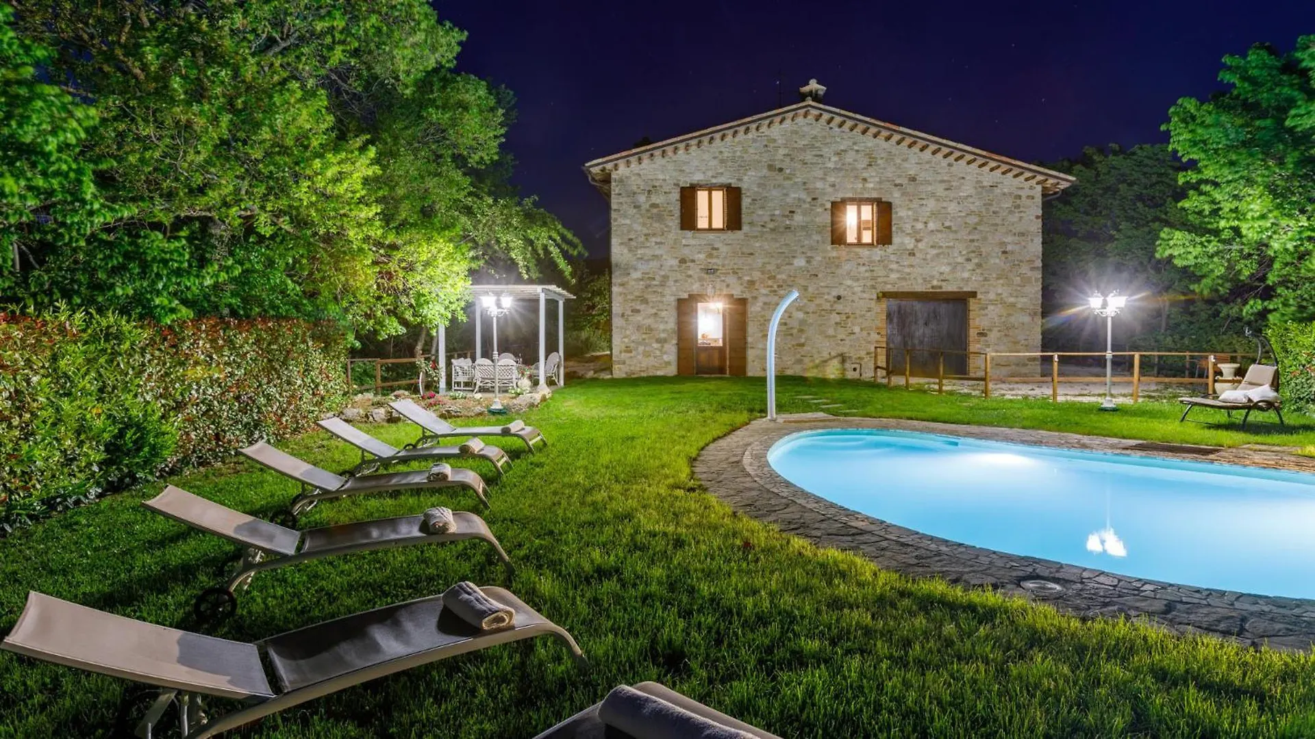 Villa Agostini 10, Emma Villas Piandimeleto Italy