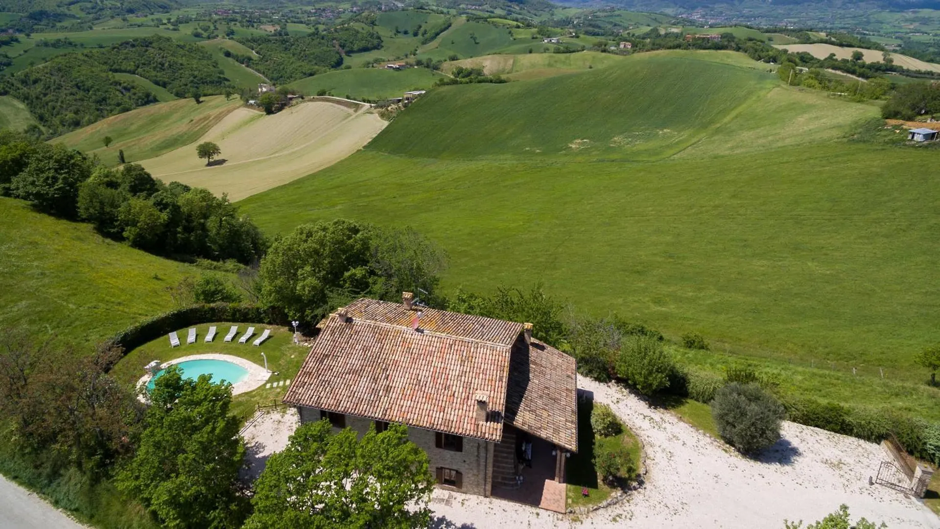 Villa Agostini 10, Emma Villas Piandimeleto Italy